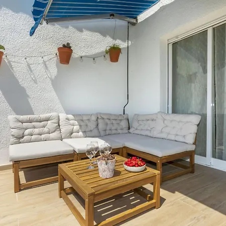 Esmeralda By Interhome *